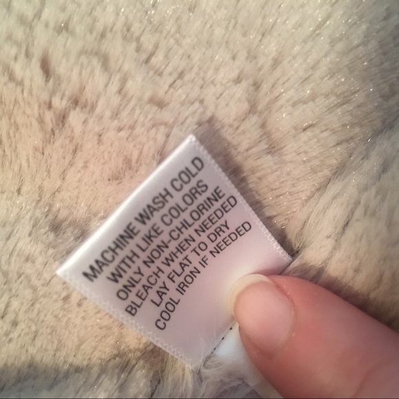 Brown faux fur vest - so soft!! - Picture 6 of 6